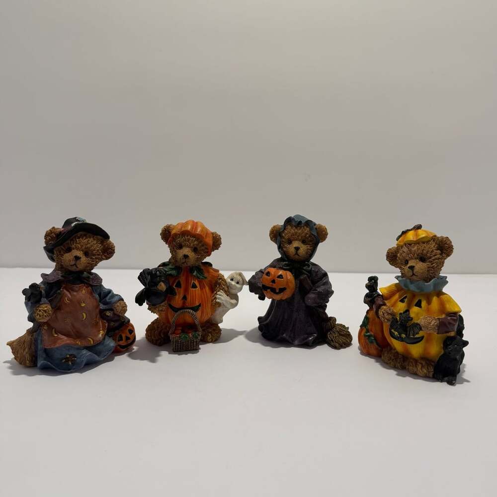 Vintage K Collection Halloween Teddy Bear Figurines Resin Witch Pumpkin Ghost